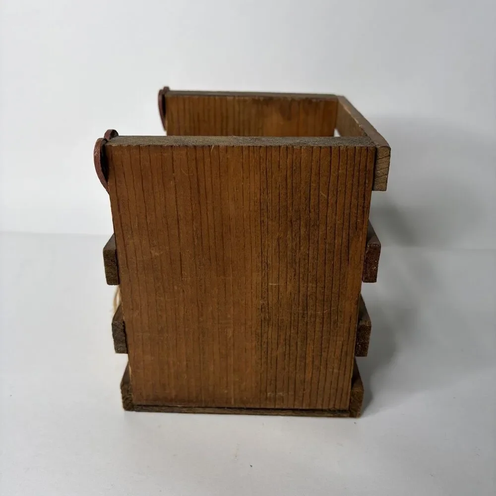 Vintage Geese Goose Heart Tissue Holder Box Crate Cottageccore Grannycore